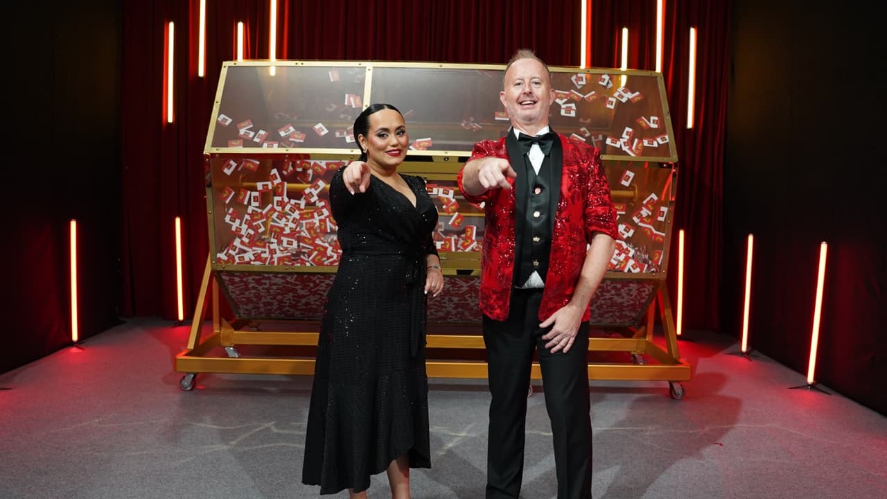 സൗജന്യ ടിക്കറ്റിൽ മലയാളി നഴ്സിന് സ്വന്തം 30 മില്യൺ ദിർഹം സൗജന്യ ടിക്കറ്റിൽ മലയാളി നഴ്സിന് സ്വന്തം 30 മില്യൺ ദിർഹം