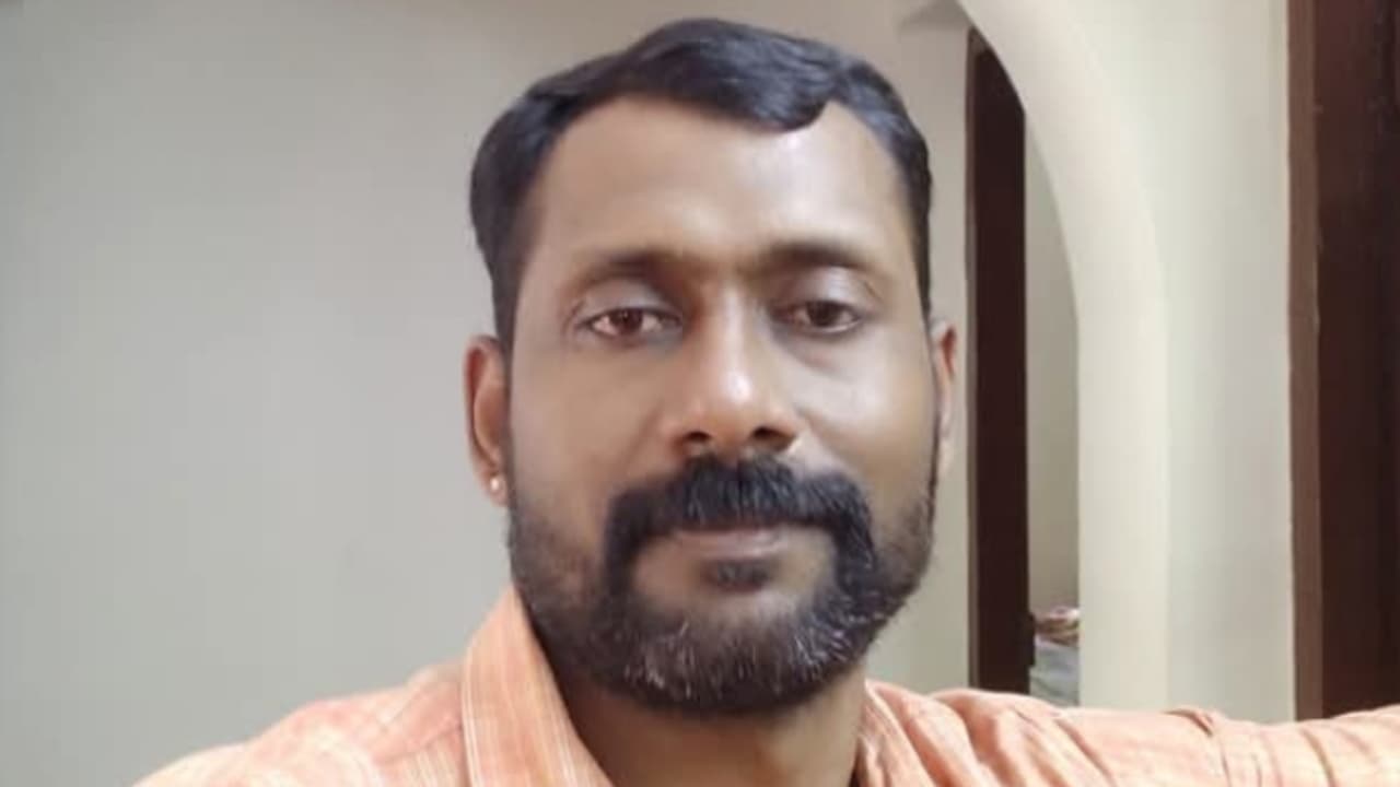 രണ്ട് ദിവസമായി വീട്ടിൽ ആളനക്കമില്ല, സംശയം തോന്നി നാട്ടുകാർ പരിശോധിച്ചു; തൃപ്പൂണിത്തുറയിൽ യുവാവ് മരിച്ച നിലയിൽ