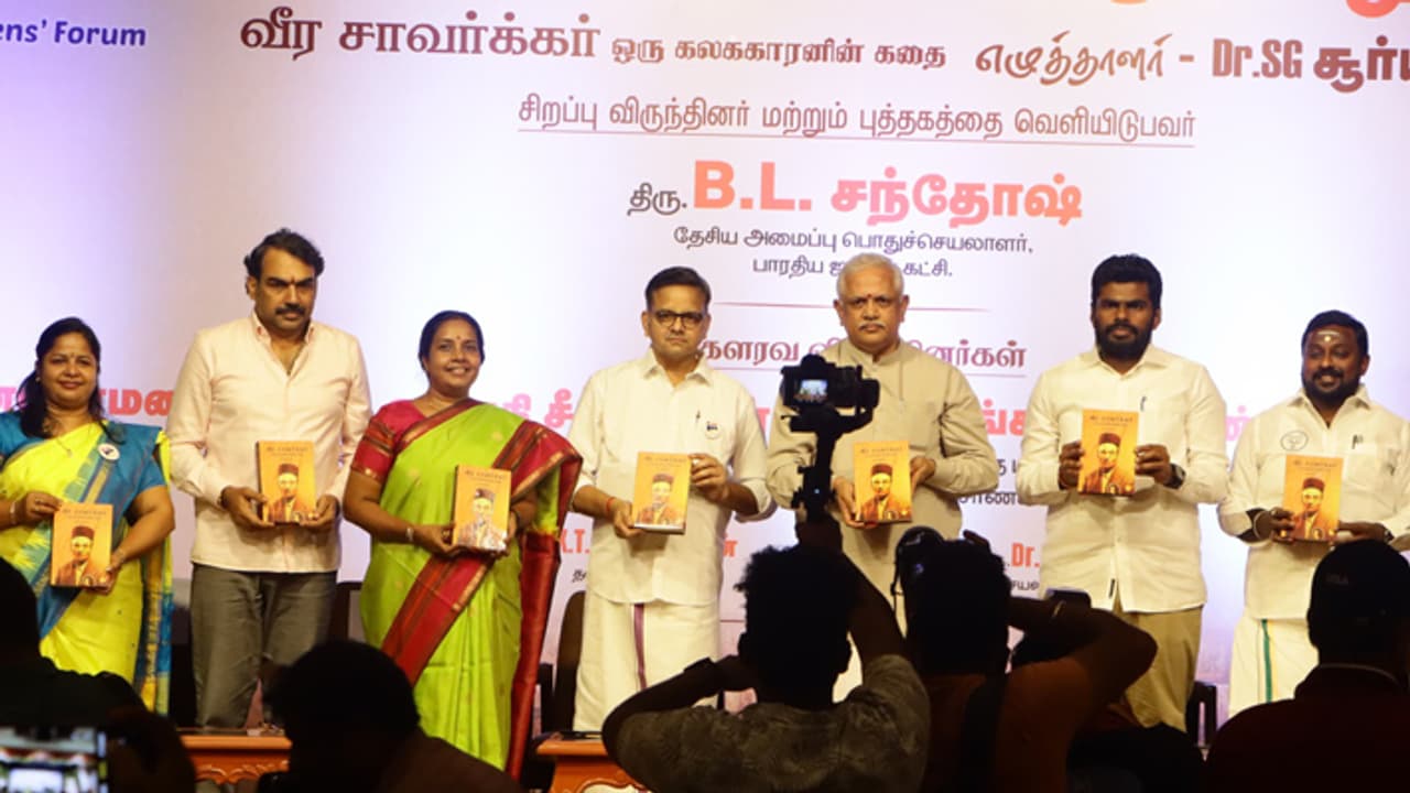 அவர் சொன்ன அந்த வார்த்தை! சாவர்க்கர் புத்தகம் எழுத காரணம்! உண்மையை போட்டுடைத்த எஸ்.ஜி.சூர்யா! அவர் சொன்ன அந்த வார்த்தை! சாவர்க்கர் புத்தகம் எழுத காரணம்! உண்மையை போட்டுடைத்த எஸ்.ஜி.சூர்யா!