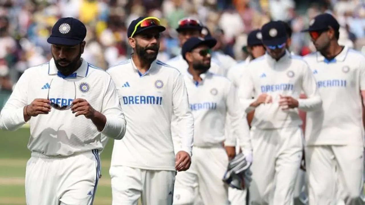 ಆಸ್ಟ್ರೇಲಿಯಾ ಸರಣಿಗೆ 27 ಬ್ಯಾಗ್ ಕೊಂಡೊಯ್ದಿದ್ದ ಭಾರತದ ಸ್ಟಾರ್ ಬ್ಯಾಟರ್? ಬಿಸಿಸಿಐನಿಂದ ಕಠಿಣ ತೀರ್ಮಾನ ಆಸ್ಟ್ರೇಲಿಯಾ ಸರಣಿಗೆ 27 ಬ್ಯಾಗ್ ಕೊಂಡೊಯ್ದಿದ್ದ ಭಾರತದ ಸ್ಟಾರ್ ಬ್ಯಾಟರ್? ಬಿಸಿಸಿಐನಿಂದ ಕಠಿಣ ತೀರ್ಮಾನ