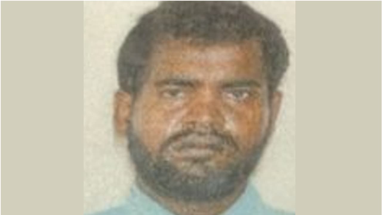 റോഡ് മുറിച്ചു കടക്കുമ്പോൾ ബസിടിച്ച് പ്രവാസി മരിച്ചു റോഡ് മുറിച്ചു കടക്കുമ്പോൾ ബസിടിച്ച് പ്രവാസി മരിച്ചു