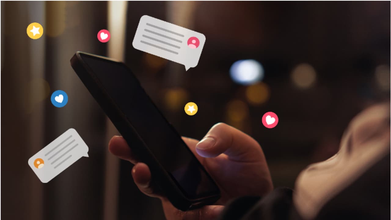 നിയമവിരുദ്ധ പരസ്യം പ്രസിദ്ധീകരിച്ചു; സോഷ്യൽ മീഡിയ സെലിബ്രിറ്റിക്ക് ഒരു ലക്ഷം റിയാൽ പിഴ ചുമത്തി സൗദി അധികൃതർ നിയമവിരുദ്ധ പരസ്യം പ്രസിദ്ധീകരിച്ചു; സോഷ്യൽ മീഡിയ സെലിബ്രിറ്റിക്ക് ഒരു ലക്ഷം റിയാൽ പിഴ ചുമത്തി സൗദി അധികൃതർ