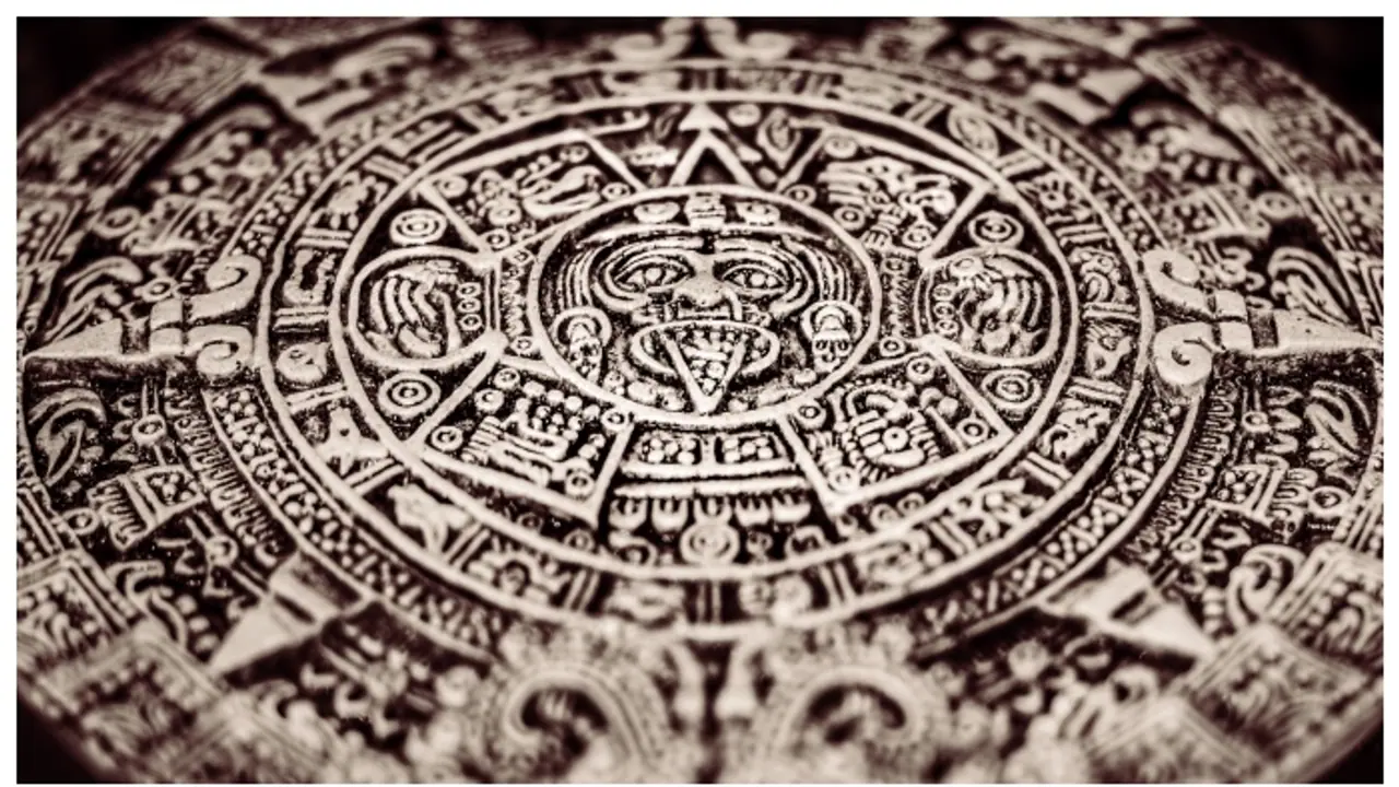 'വിരൂപന്മാര്, ഭക്ഷണം കഴിക്കുന്നത് ട്യൂബിലൂടെ'; 2025 നെ കുറിച്ച് 100 വര്ഷം മുമ്പ് വന്ന ചില പ്രവചവങ്ങള് 'വിരൂപന്മാര്, ഭക്ഷണം കഴിക്കുന്നത് ട്യൂബിലൂടെ'; 2025 നെ കുറിച്ച് 100 വര്ഷം മുമ്പ് വന്ന ചില പ്രവചവങ്ങള്