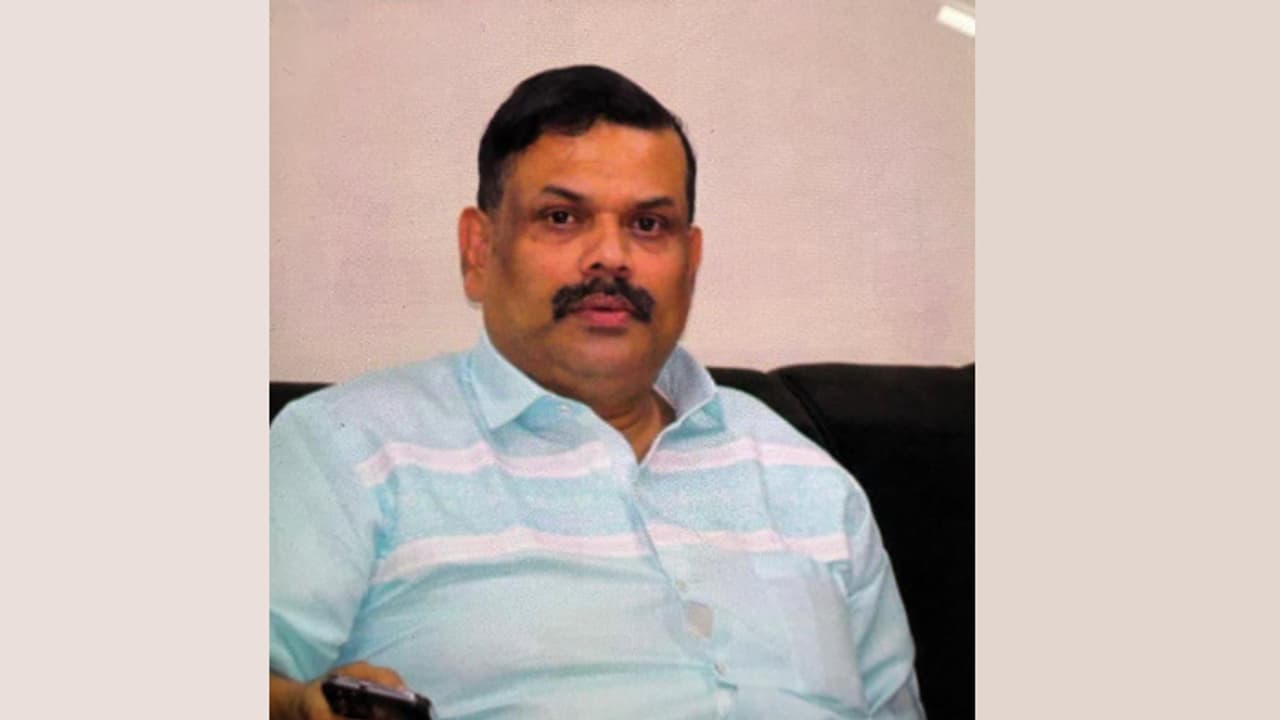 ദീർഘകാലമായി പ്രവാസിയായിരുന്ന കെഎംസിസി നേതാവ് സൗദിയിൽ നിര്യാതനായി ദീർഘകാലമായി പ്രവാസിയായിരുന്ന കെഎംസിസി നേതാവ് സൗദിയിൽ നിര്യാതനായി