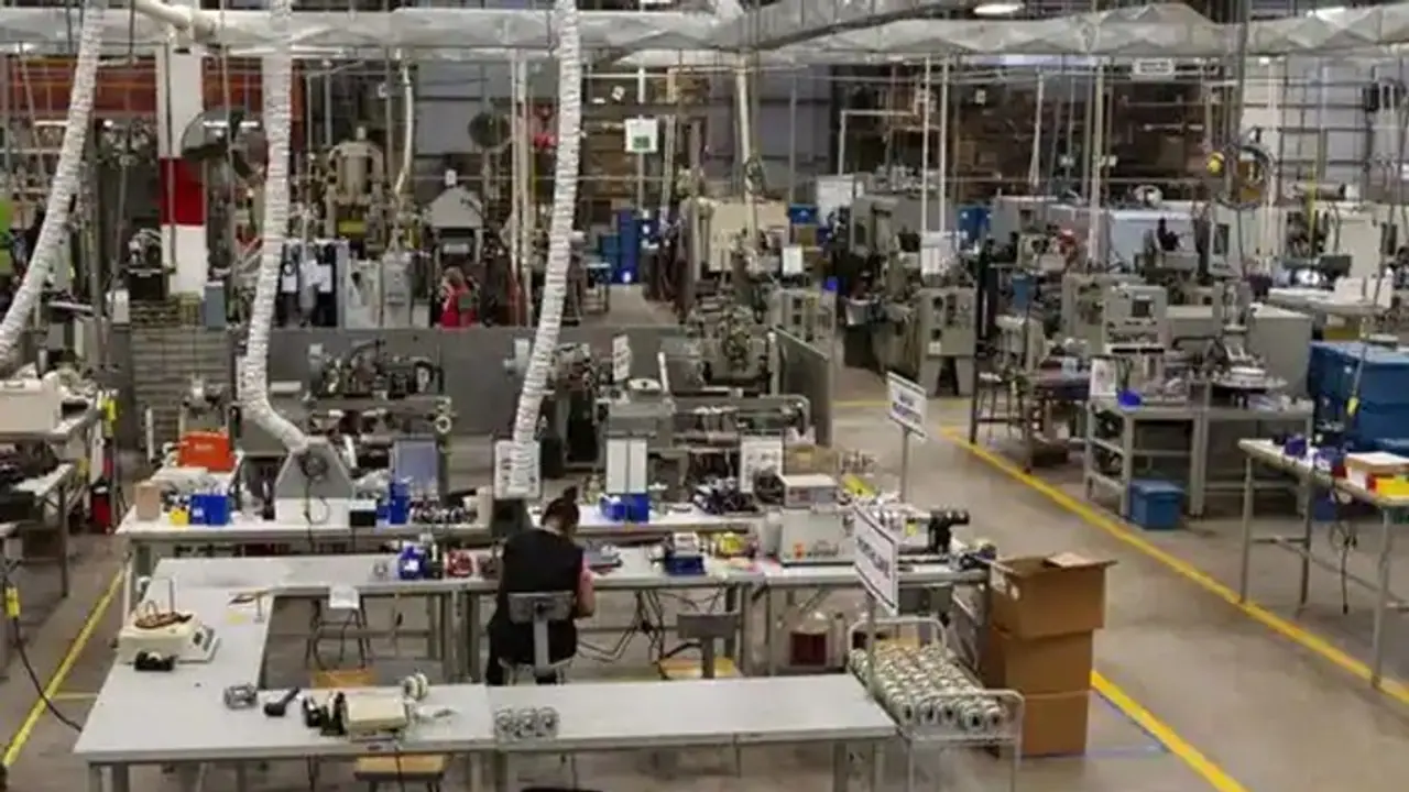 ಇಡೀ ಮಾರ್ಕೆಟ್‌ ಕುಸಿತ ಕಂಡರೂ ಮಹಾರಾಜನಾಗಿ ನಿಂತ ಸರ್ಕಾರಿ ಸ್ವಾಮ್ಯದ ITI, ಇದಕ್ಕೆ ಕಾರಣವೇನು?