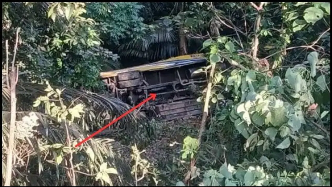 ಹುಲಿಕಲ್ ಘಾಟ್‌ನಲ್ಲಿ ಮಧ್ಯರಾತ್ರಿ 60 ಅಡಿ ಪ್ರಪಾತಕ್ಕೆ ಉರುಳಿ ಬಿದ್ದ ಖಾಸಗಿ ಬಸ್; 45 ಪ್ರಯಾಣಿಕರಿಗೆ ಗಾಯ!