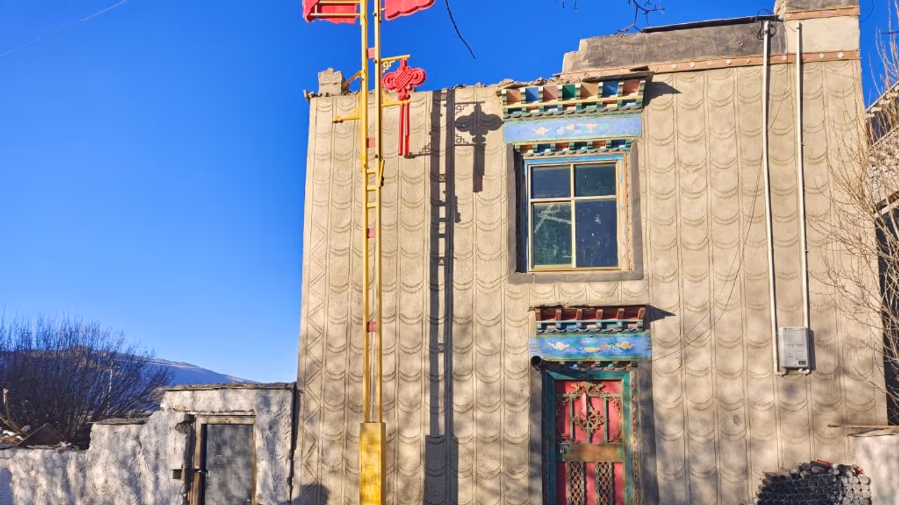 Tibet earthquake: Death toll climbs to 95, over 130 injured; hundreds of homes damaged (WATCH)