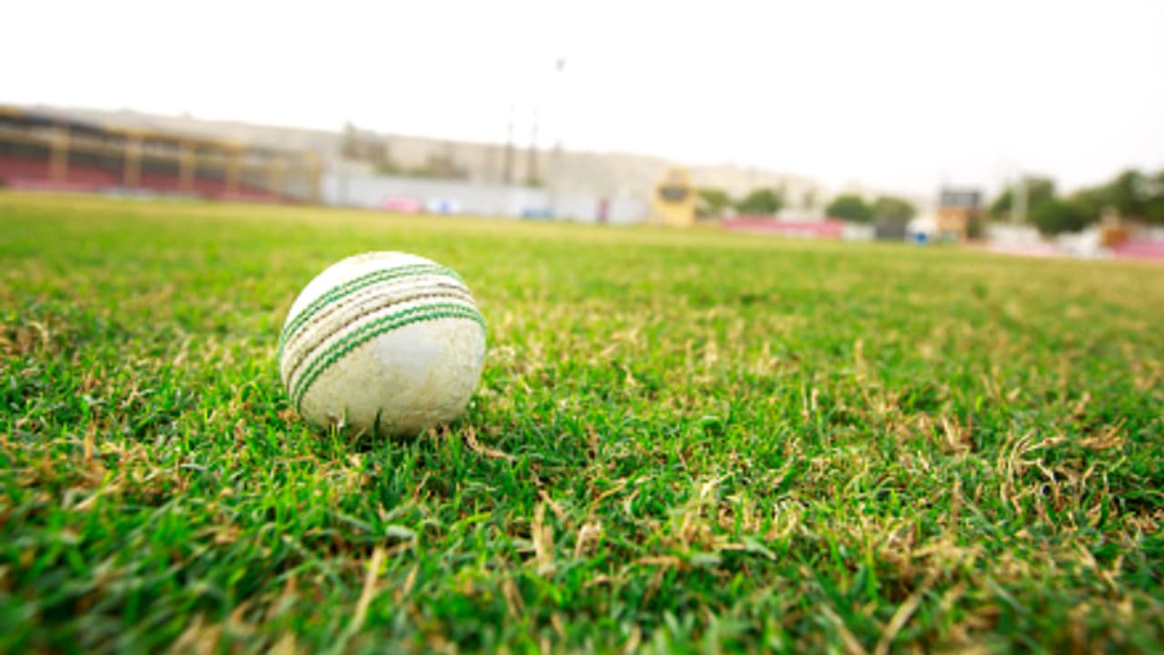 മലയാളത്തില്‍ നിന്ന് ക്രിക്കറ്റ് പശ്ചാത്തലമാക്കുന്ന സ്പോര്‍ട്‍സ് മൂവി വരുന്നു