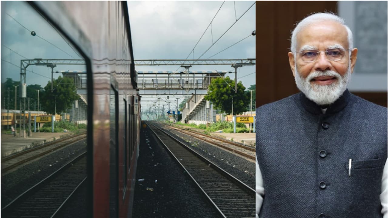 എന്ആര്ഐക്കാര്ക്ക് പ്രത്യേക ടൂറിസ്റ്റ് ട്രെയിൻ, പ്രവാസി ഭാരതീയ എക്സ്പ്രസ് പ്രധാനമന്ത്രി ഫ്ലാഗ് ഓഫ് ചെയ്യും എന്ആര്ഐക്കാര്ക്ക് പ്രത്യേക ടൂറിസ്റ്റ് ട്രെയിൻ, പ്രവാസി ഭാരതീയ എക്സ്പ്രസ് പ്രധാനമന്ത്രി ഫ്ലാഗ് ഓഫ് ചെയ്യും