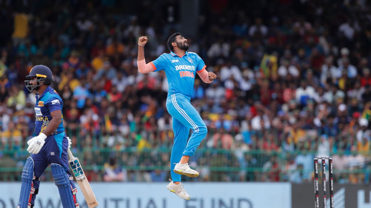 ചാമ്പ്യൻസ് ട്രോഫിക്കുള്ള ഇന്ത്യൻ ടീമിൽ വീണ്ടും മാറ്റത്തിന് സാധ്യത, ജസ്പ്രീത് ബുമ്ര കളിക്കുന്ന കാര്യം സംശയത്തിൽ ചാമ്പ്യൻസ് ട്രോഫിക്കുള്ള ഇന്ത്യൻ ടീമിൽ വീണ്ടും മാറ്റത്തിന് സാധ്യത, ജസ്പ്രീത് ബുമ്ര കളിക്കുന്ന കാര്യം സംശയത്തിൽ