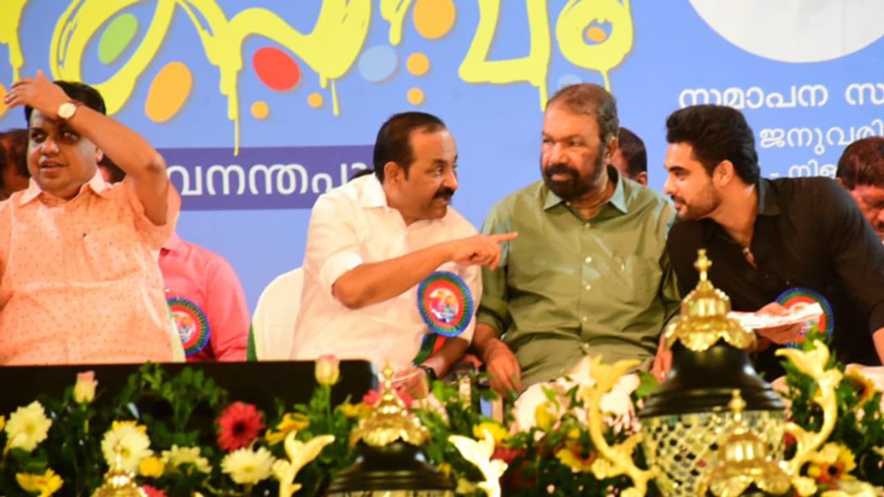 കലോത്സവം നമ്മുടെ അഭിമാനം, 'ഭംഗിയായ സംഘാടനം' വിദ്യാഭ്യാസ വകുപ്പിനെയും മന്ത്രിയെയും അഭിനന്ദിച്ച് പ്രതിപക്ഷനേതാവ്