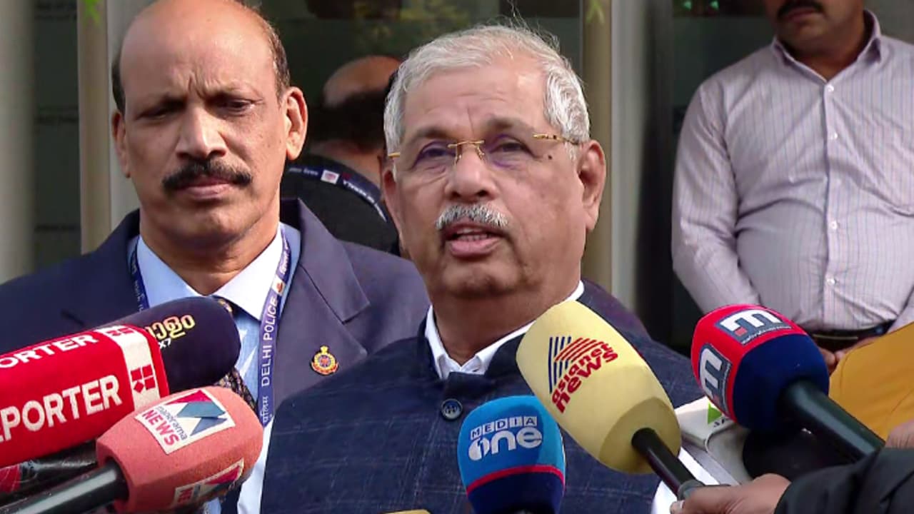 മുഖ്യമന്ത്രിക്ക് മറുപടിയുമായി കേരള ഗവർണർ; 'സംസ്ഥാനത്തെ ഉന്നത വിദ്യാഭ്യാസത്തിന്‍റെ ചുമതല ഗവർണര്‍ക്ക്'