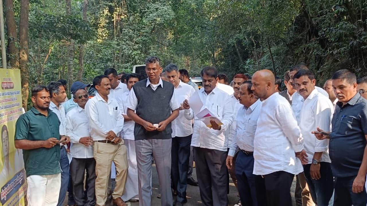 ಕಾಂಗ್ರೆಸ್‌ನಲ್ಲೂ ಬಣ ರಾಜಕೀಯವಿದೆ, ದಲಿತ ಶಾಸಕರು, ಸಚಿವರ ಸಭೆ ರದ್ದಾಗಿಲ್ಲ: ಸಚಿವ ಸತೀಶ್ ಜಾರಕಿಹೊಳಿ