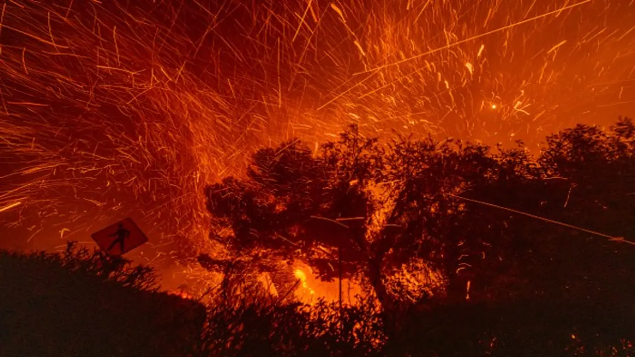 Floods, droughts & fires: What is hydroclimate whiplash that scientists are blaming for California wildfires