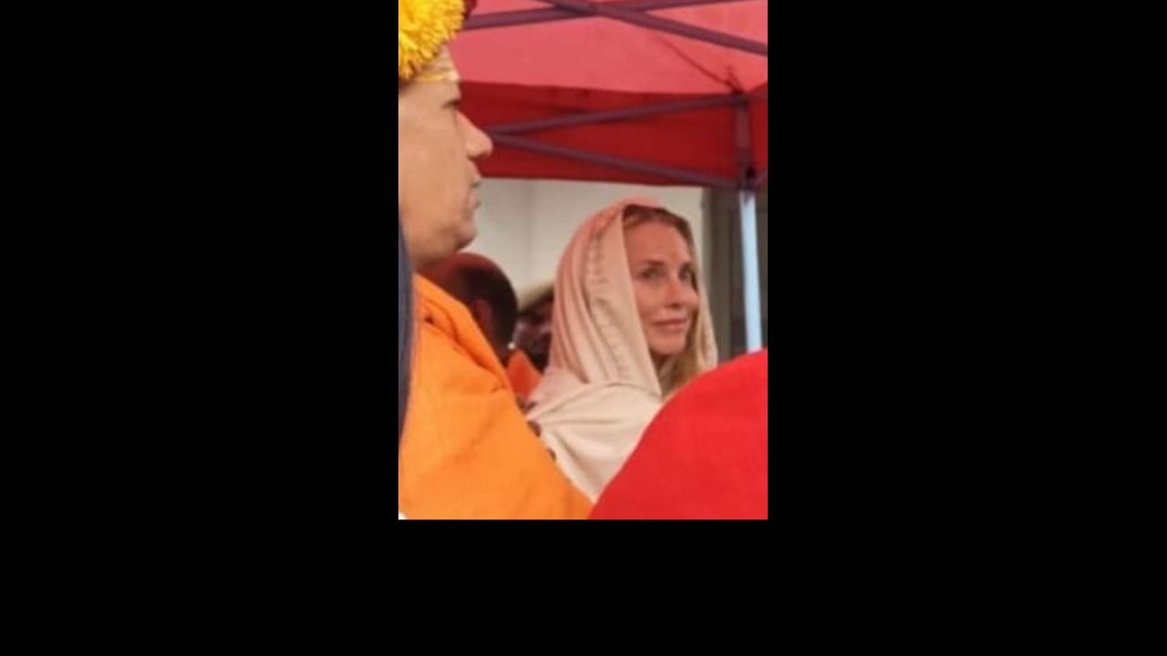 ஆப்பிள் நிறுவனர் ஸ்டீவ் ஜாப்ஸின் மனைவிக்கு கமலா என்று பெயர் சூட்டிய சுவாமி கைலாசானந்த கிரி! ஆப்பிள் நிறுவனர் ஸ்டீவ் ஜாப்ஸின் மனைவிக்கு கமலா என்று பெயர் சூட்டிய சுவாமி கைலாசானந்த கிரி!