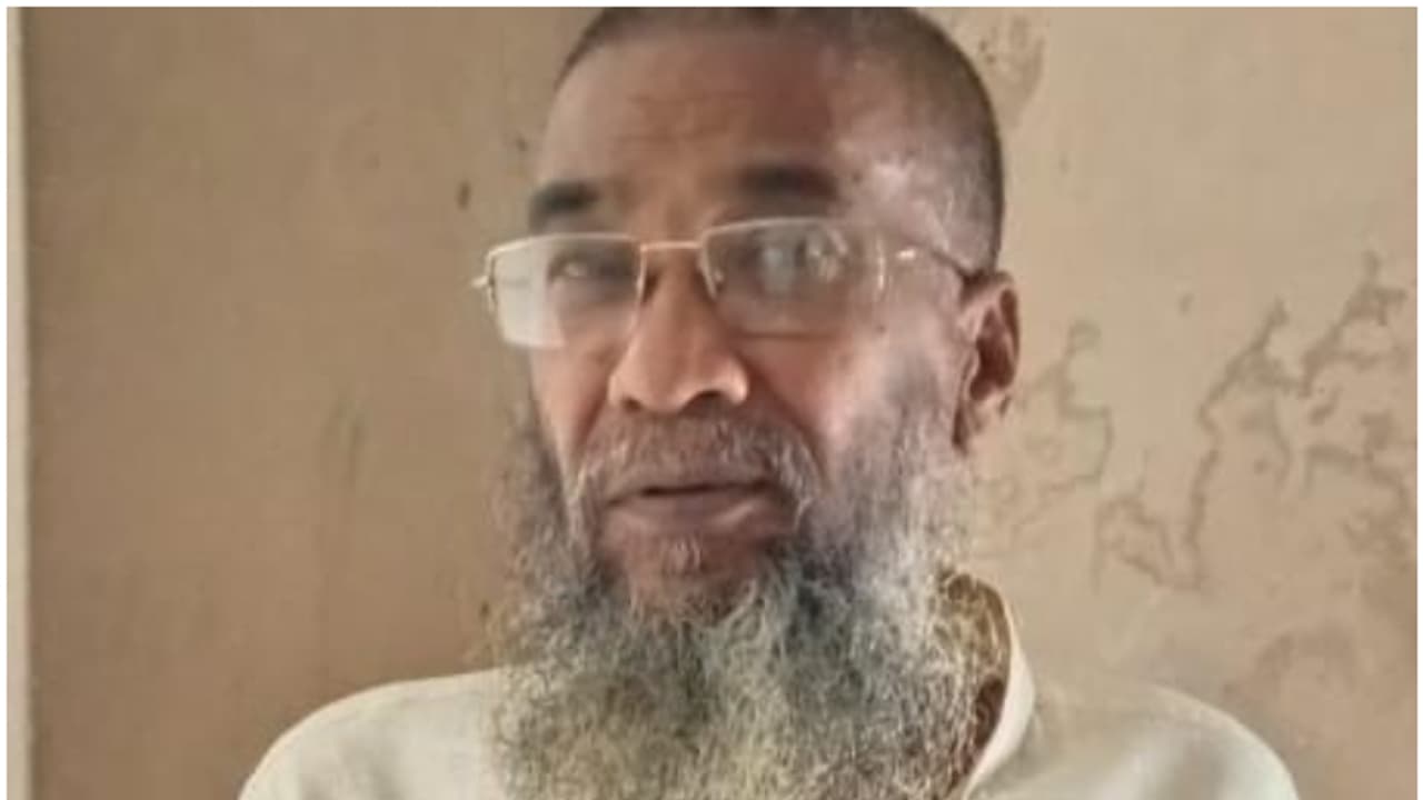 ആരും ശ്രദ്ധിക്കില്ലെന്ന് കരുതി, പറമ്പിൽ കഞ്ചാവ് ചെടികൾ നട്ടുവളർത്തി! പൊലീസ് കണ്ടെത്തി, 12 വർഷം ജയിൽ ശിക്ഷ