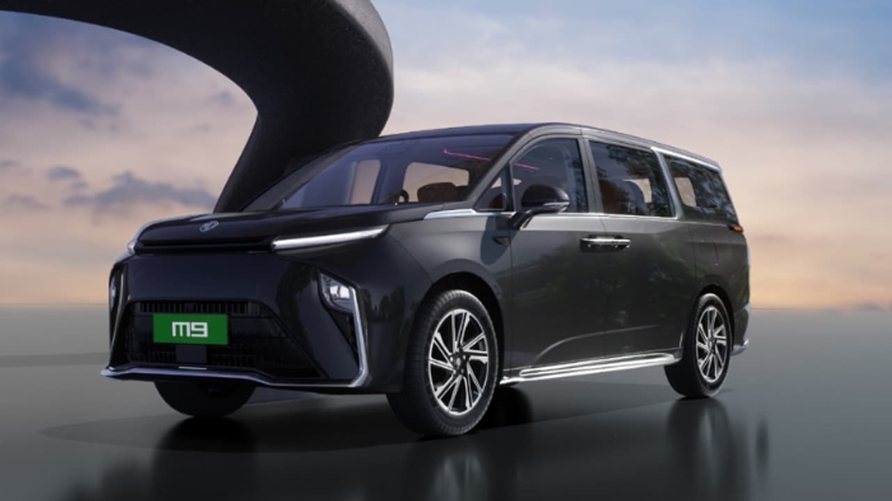 MG M9 EV, India's first electric limousine, to debut at Bharat Mobility Global Expo 2025