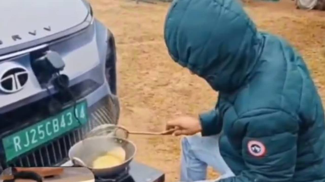 എന്തെല്ലാം കണ്ടാലാണ് ഒരു ദിവസം തീരുക? ഇത് ബുദ്ധിയോ ബുദ്ധിമോശമോ? ഇവി കാർ ബാറ്ററി ഉപയോഗിച്ച് പാചകം എന്തെല്ലാം കണ്ടാലാണ് ഒരു ദിവസം തീരുക? ഇത് ബുദ്ധിയോ ബുദ്ധിമോശമോ? ഇവി കാർ ബാറ്ററി ഉപയോഗിച്ച് പാചകം