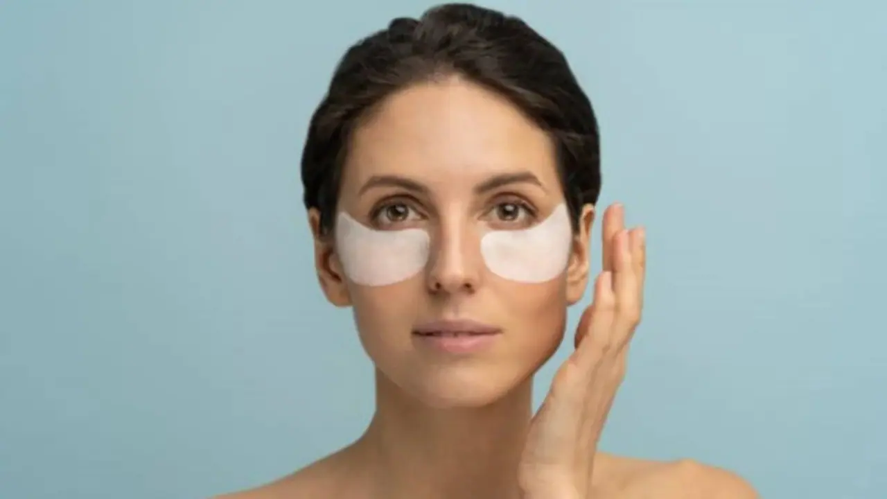 കണ്ണിന് ചുറ്റുമുള്ള കറുത്ത പാടുകള്‍ മാറ്റാന്‍ പരീക്ഷിക്കേണ്ട ടിപ്സുകള്‍