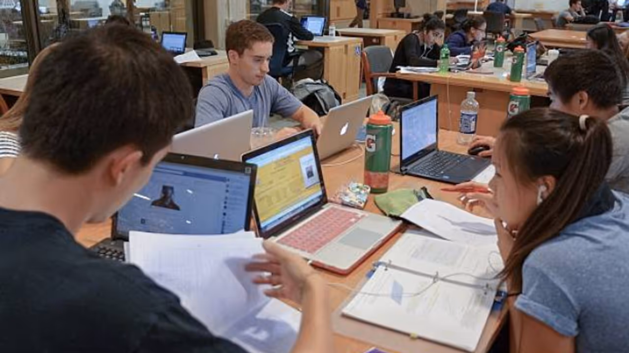 Over 20,000 Indian students fail to attend Canadian colleges in 2024: Report