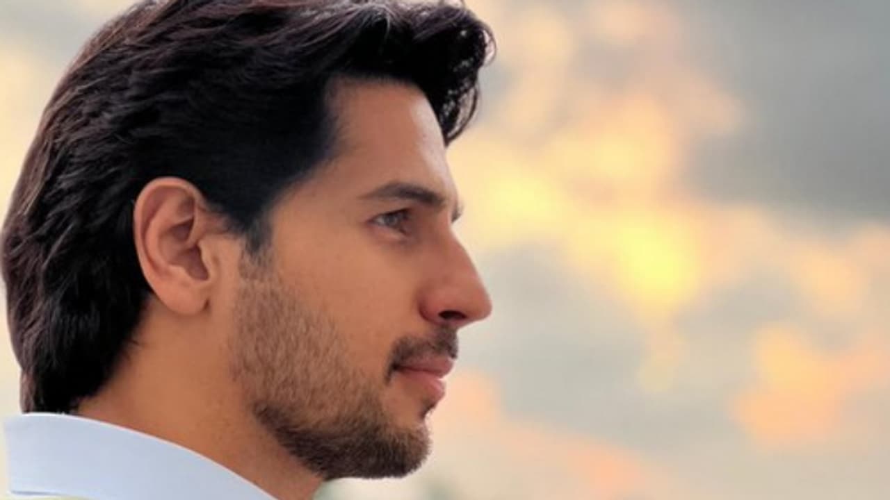 പരം സുന്ദരി എപ്പോള് എത്തും?, ചിത്രത്തിന്റെ അപ്ഡേറ്റ് പുറത്ത് പരം സുന്ദരി എപ്പോള് എത്തും?, ചിത്രത്തിന്റെ അപ്ഡേറ്റ് പുറത്ത്