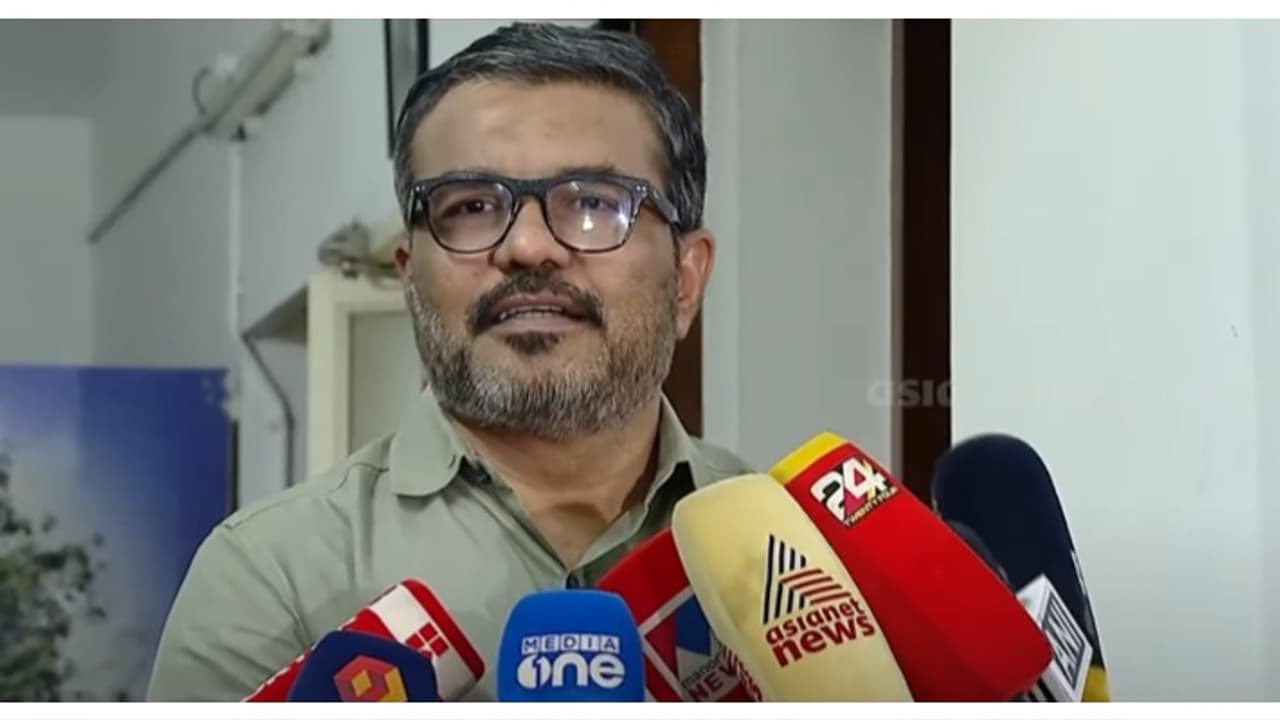 'പ്രതിപക്ഷം വികസനംമുടക്കികൾ'; മദ്യക്കമ്പനി അനുമതിയില്‍ സംവാദത്തിന് പ്രതിപക്ഷത്തെ വെല്ലുവിളിച്ച് എംബി രാജേഷ്