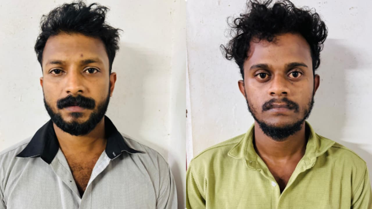 പ്രായപൂർത്തിയാകാത്ത പെൺകുട്ടിയെ പീഡിപ്പിച്ച ശേഷം ദൃശ്യങ്ങൾ പ്രചരിപ്പിച്ചു; രണ്ട് പേർ അറസ്റ്റിൽ പ്രായപൂർത്തിയാകാത്ത പെൺകുട്ടിയെ പീഡിപ്പിച്ച ശേഷം ദൃശ്യങ്ങൾ പ്രചരിപ്പിച്ചു; രണ്ട് പേർ അറസ്റ്റിൽ