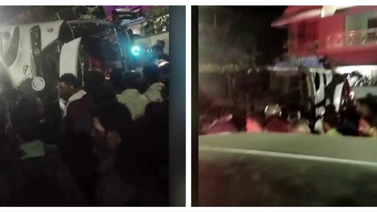 നെടുമങ്ങാട് ഇരിഞ്ചയത്ത് ടൂറിസ്റ്റ് ബസ് നിയന്ത്രണം വിട്ട് മറിഞ്ഞ് അപകടം; ബസിലുണ്ടായിരുന്നത് വിനോദയാത്ര സംഘം നെടുമങ്ങാട് ഇരിഞ്ചയത്ത് ടൂറിസ്റ്റ് ബസ് നിയന്ത്രണം വിട്ട് മറിഞ്ഞ് അപകടം; ബസിലുണ്ടായിരുന്നത് വിനോദയാത്ര സംഘം