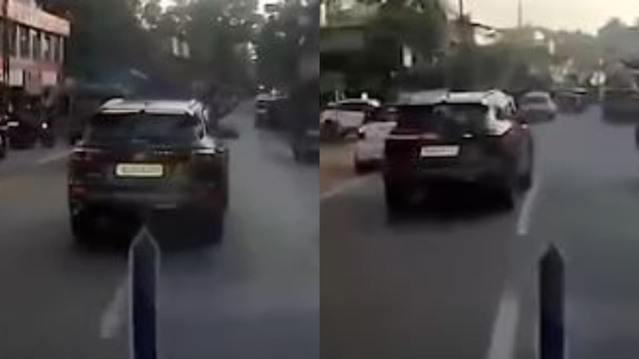 Kerala: Doctor booked for blocking ambulance transporting critical patient in Kannur