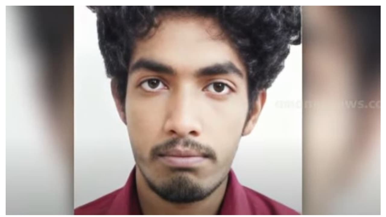 പഞ്ചായത്ത് പ്രസിഡന്റിതേടക്കം പ്രദേശത്തെയാകെ സ്ത്രീകളുടെ ചിത്രങ്ങൾ മോർഫ് ചെയ്ത് പ്രചരിപ്പിച്ചു, യുവാവ് പിടിയിൽ പഞ്ചായത്ത് പ്രസിഡന്റിതേടക്കം പ്രദേശത്തെയാകെ സ്ത്രീകളുടെ ചിത്രങ്ങൾ മോർഫ് ചെയ്ത് പ്രചരിപ്പിച്ചു, യുവാവ് പിടിയിൽ