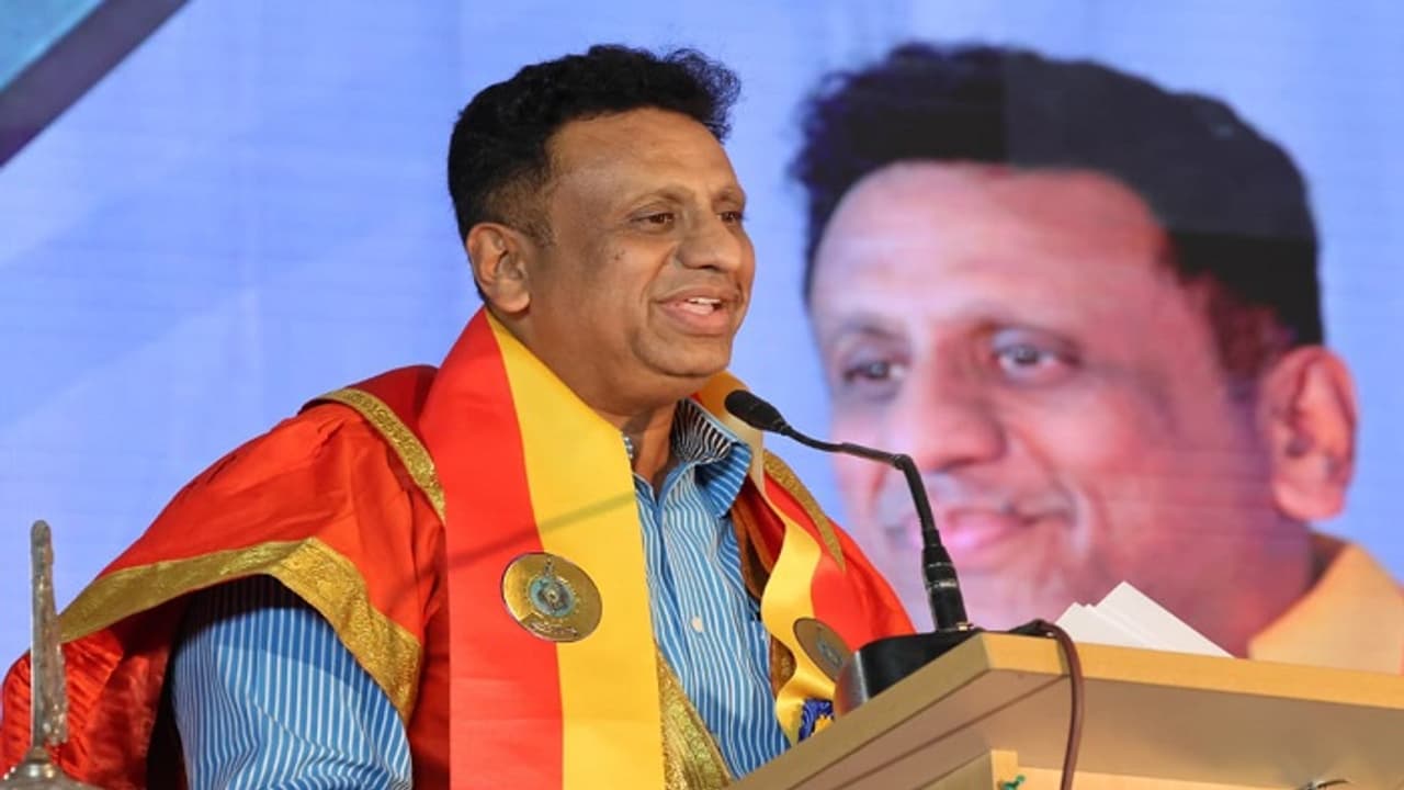 ವಿವಿಗಳಿಗೆ ಬೋಧಕ ಸಿಬ್ಬಂದಿ ನೇಮಕ ಶೀಘ್ರ: ಸಚಿವ ಸುಧಾಕರ್ ವಿವಿಗಳಿಗೆ ಬೋಧಕ ಸಿಬ್ಬಂದಿ ನೇಮಕ ಶೀಘ್ರ: ಸಚಿವ ಸುಧಾಕರ್