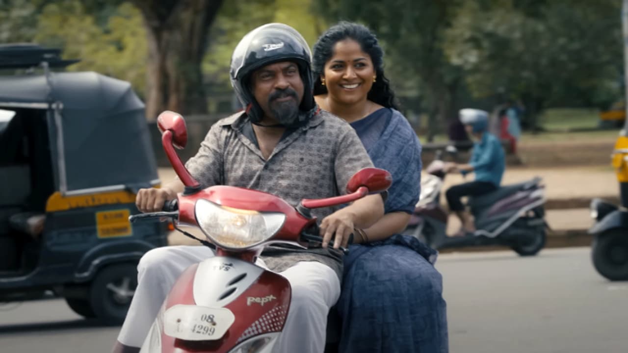 വിഷ്‍‍ണു വിജയ്‌‍യുടെ മനോഹര ഈണം, 'പ്രാവിന്‍കൂട് ഷാപ്പി'ലെ പാട്ടെത്തി