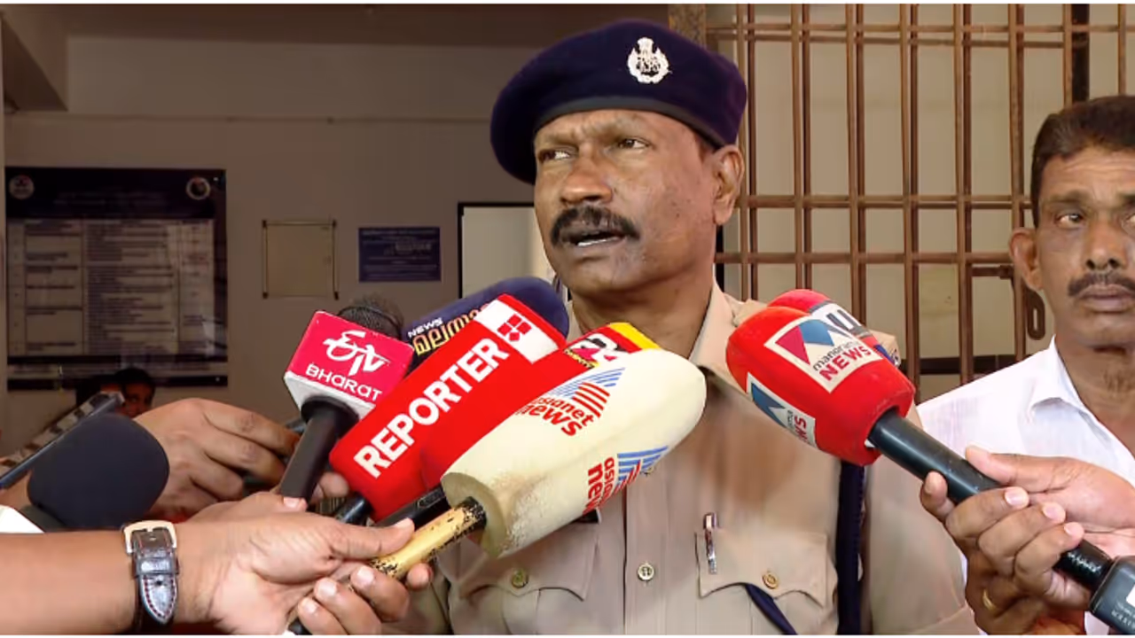 ഷാരോൺ രാജ് വധക്കേസ്; പ്രോസിക്യൂഷൻ്റെ എല്ലാ വാദങ്ങളും കോടതി അംഗീകരിച്ചു, വിധി പ്രതീക്ഷിച്ചിരുന്നു: കെജെ ജോൺസൺ ഷാരോൺ രാജ് വധക്കേസ്; പ്രോസിക്യൂഷൻ്റെ എല്ലാ വാദങ്ങളും കോടതി അംഗീകരിച്ചു, വിധി പ്രതീക്ഷിച്ചിരുന്നു: കെജെ ജോൺസൺ