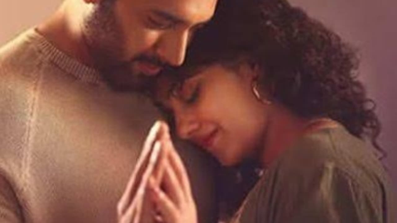 ജയം രവിക്ക് ശരിക്കും സംഭവിക്കുന്നത് എന്താണ്?, കാതലിക്കാ നേരമില്ലൈയും തകര്ന്നടിയുന്നു, കണക്കുകള് ജയം രവിക്ക് ശരിക്കും സംഭവിക്കുന്നത് എന്താണ്?, കാതലിക്കാ നേരമില്ലൈയും തകര്ന്നടിയുന്നു, കണക്കുകള്