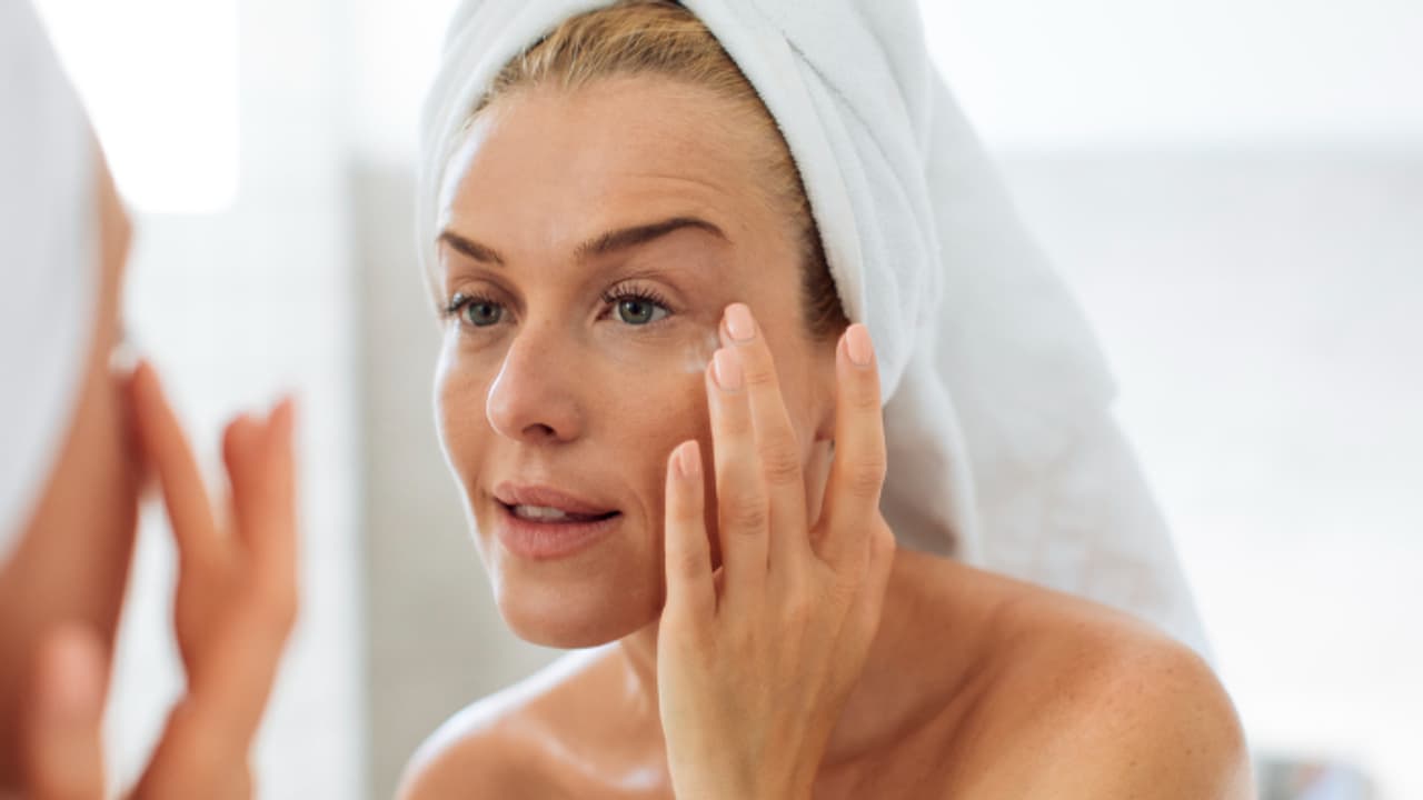 ചുളിവുകള്‍ കുറച്ച് മുഖത്ത് ചെറുപ്പം കാത്തുസൂക്ഷിക്കാന്‍ സഹായിക്കുന്ന കൊളാജൻ അടങ്ങിയ പഴങ്ങള്‍ 