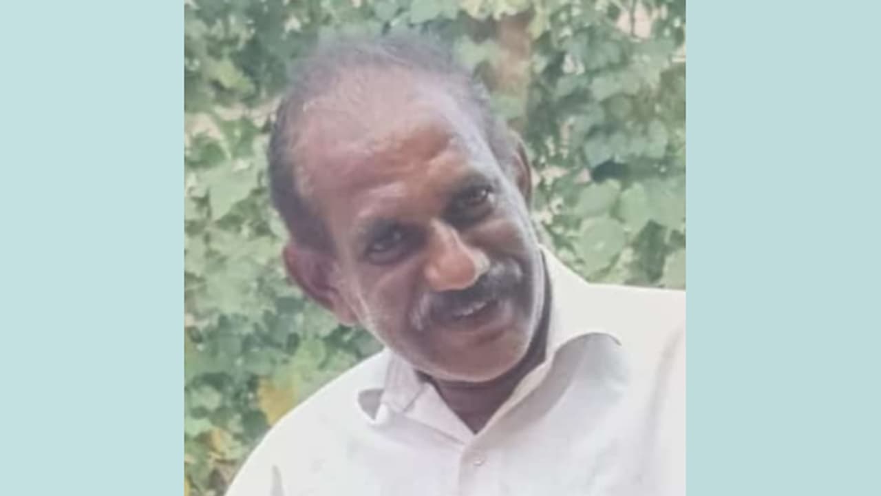 അമ്മയുടെ ഫോൺ വാങ്ങിയ മകനെ ചോദ്യം ചെയ്ത അച്ഛനെ കല്ലിലേക്ക് തള്ളിയിട്ടു, ചികിത്സയിലിരുന്ന 52കാരൻ മരിച്ചു