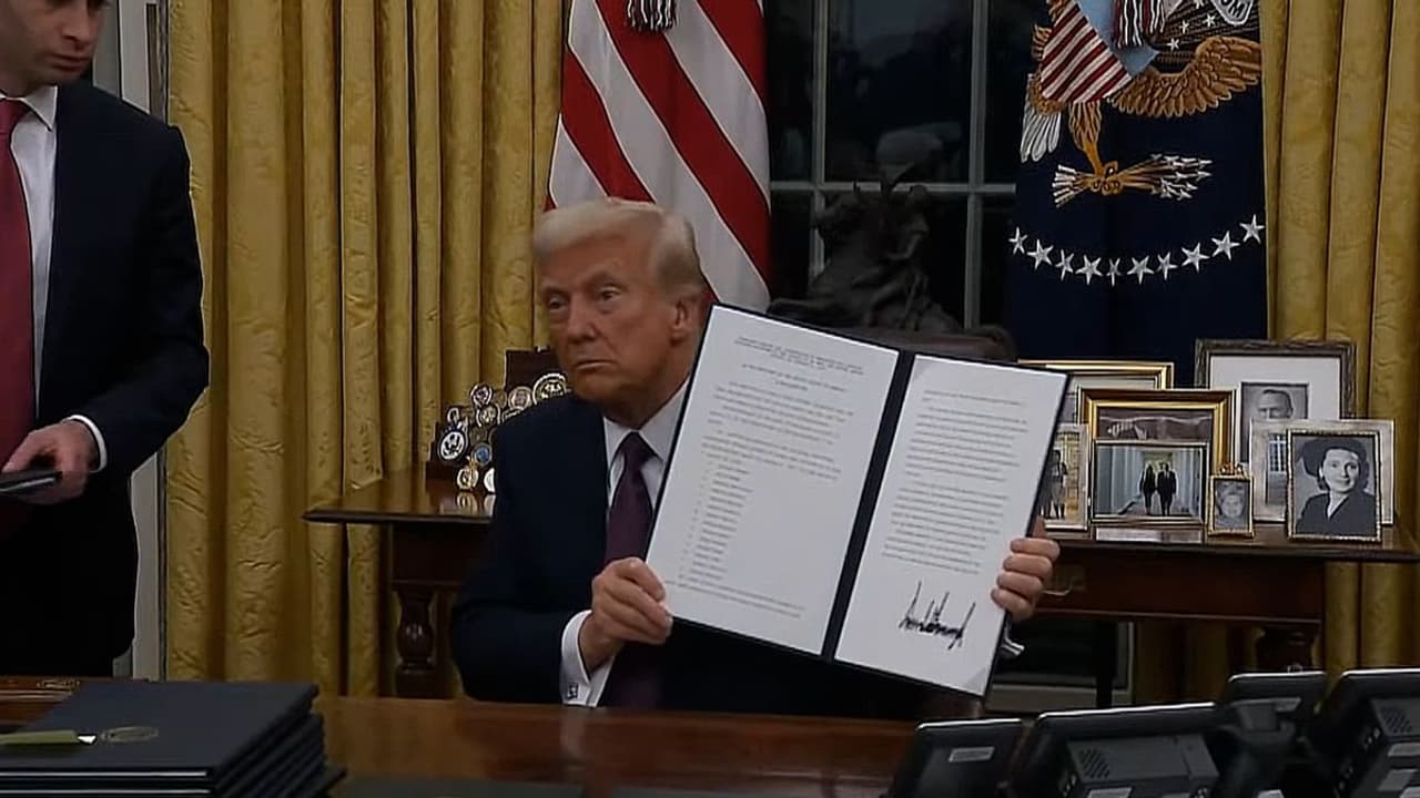 4 വർഷത്തിൽ ബൈഡന് ചെയ്യാനാകാത്തത് ഒരാഴ്ചയിൽ ചെയ്തുകാട്ടിയെന്ന് ട്രംപ്; 12 ഫെഡറൽ നിരീക്ഷക സമിതികൾ പിരിച്ചുവിട്ടു