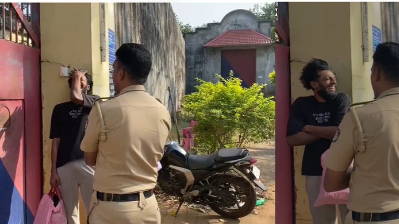 ഒരു കൂസലുമില്ല, ശക്തമായി തിരിച്ചുവരുമെന്ന് പറയാൻ പറഞ്ഞ് കൂട്ടുകാർ; ജയിലിന് മുന്നിലും 'മണവാള'ന്റെ വക റീൽസ് ഒരു കൂസലുമില്ല, ശക്തമായി തിരിച്ചുവരുമെന്ന് പറയാൻ പറഞ്ഞ് കൂട്ടുകാർ; ജയിലിന് മുന്നിലും 'മണവാള'ന്റെ വക റീൽസ്