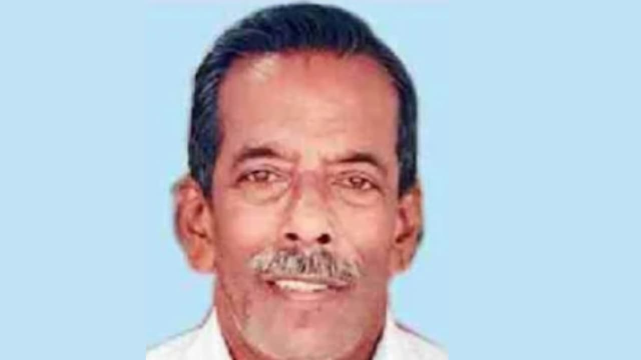 അബദ്ധത്തിൽ വീടിന്‍റെ മുകള്‍ നിലയില്‍ നിന്ന് വീണു, പരിക്കേറ്റ് ചികിത്സയിലായിരുന്ന ഗൃഹനാഥന്‍ മരിച്ചു