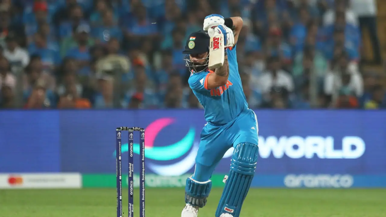 IND vs ENG, 2nd ODI: Virat Kohli's inclusion in playing XI sets Cuttack crowd abuzz (WATCH) 