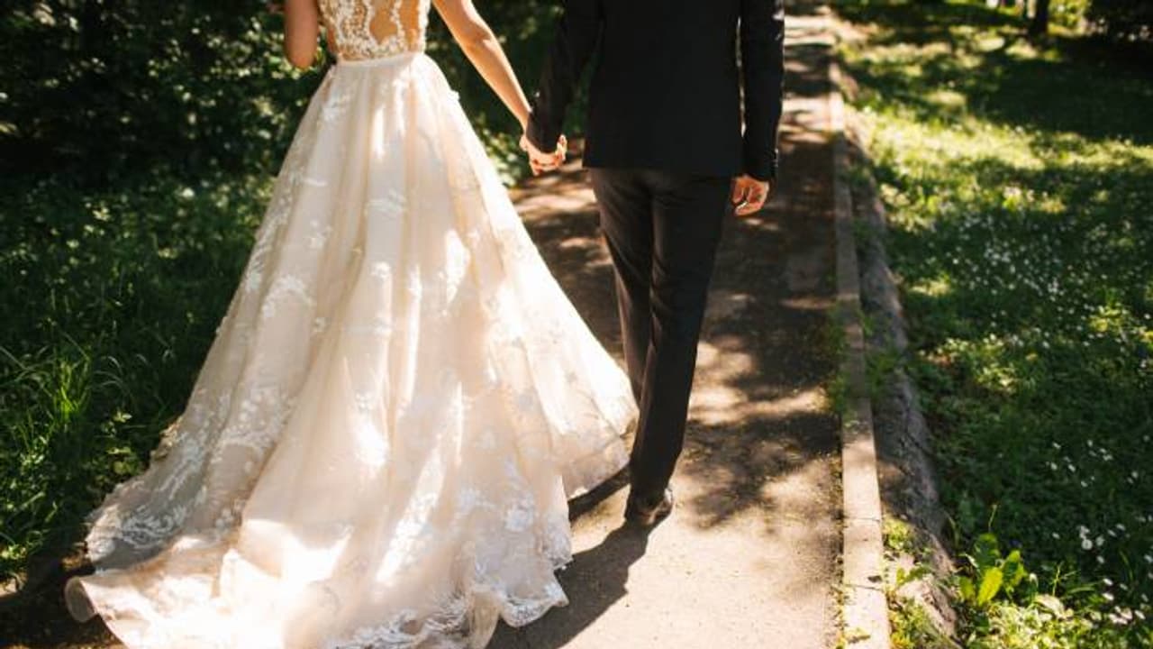 കെ ഡ്രാമ പോലും തോൽക്കുന്ന പ്രണയകഥ, 20 വർഷം മുമ്പ് നാടകത്തിൽ ഭാര്യാഭർത്താക്കന്മാർ, ഇന്ന് ശരിക്കും ദമ്പതികൾ കെ ഡ്രാമ പോലും തോൽക്കുന്ന പ്രണയകഥ, 20 വർഷം മുമ്പ് നാടകത്തിൽ ഭാര്യാഭർത്താക്കന്മാർ, ഇന്ന് ശരിക്കും ദമ്പതികൾ