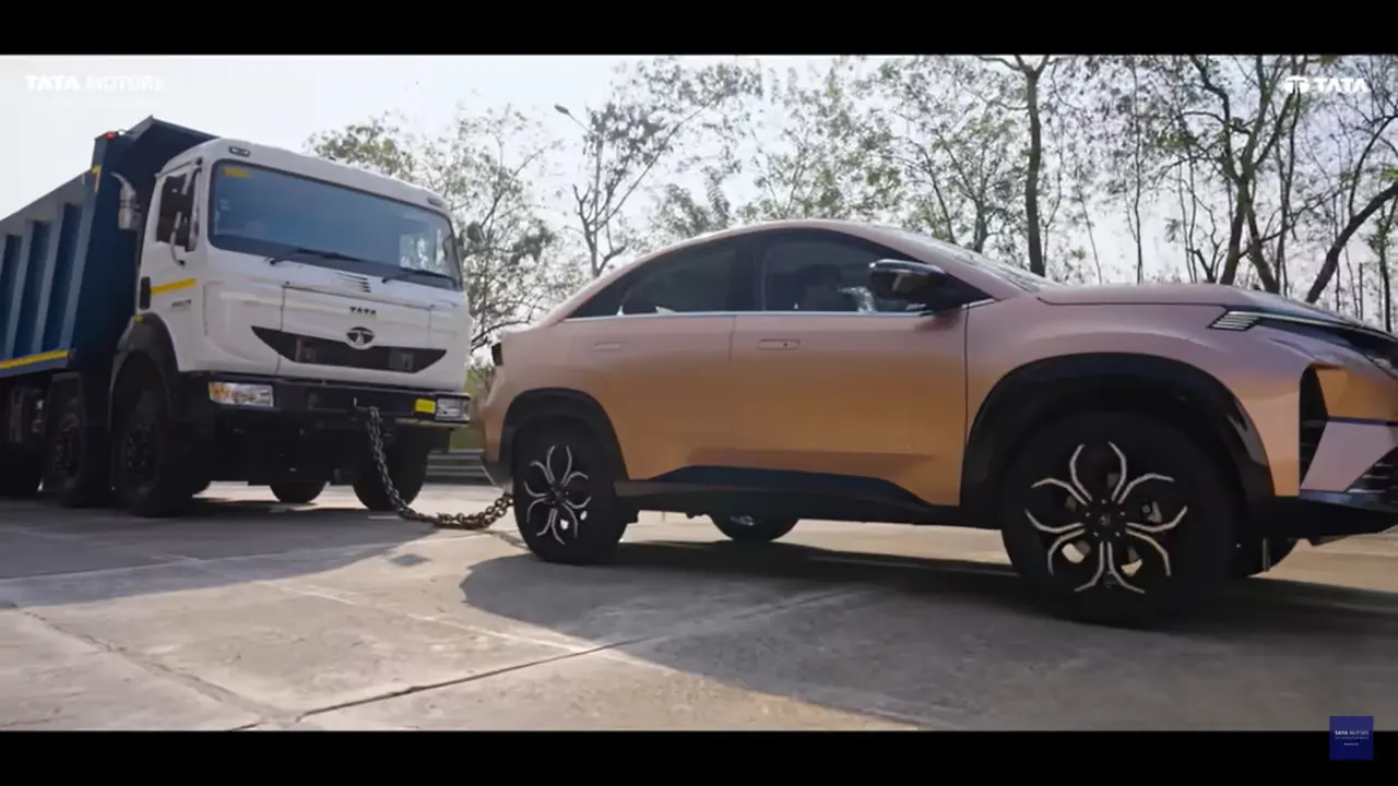 Watch | ಏಕಕಾಲದಲ್ಲಿ 14000 ಕೆಜಿ ತೂಕದ ಮೂರು ಟ್ರಕ್‌ಗಳನ್ನು ಎಳೆದ TATA curvv, ವಿಡಿಯೋ ವೈರಲ್!