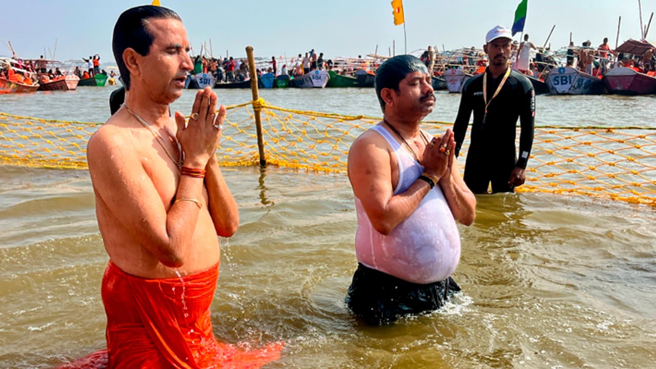 Prayagraj to operate special trains every 4 minutes for Amrit Snan on Mauni Amavasya Prayagraj to operate special trains every 4 minutes for Amrit Snan on Mauni Amavasya