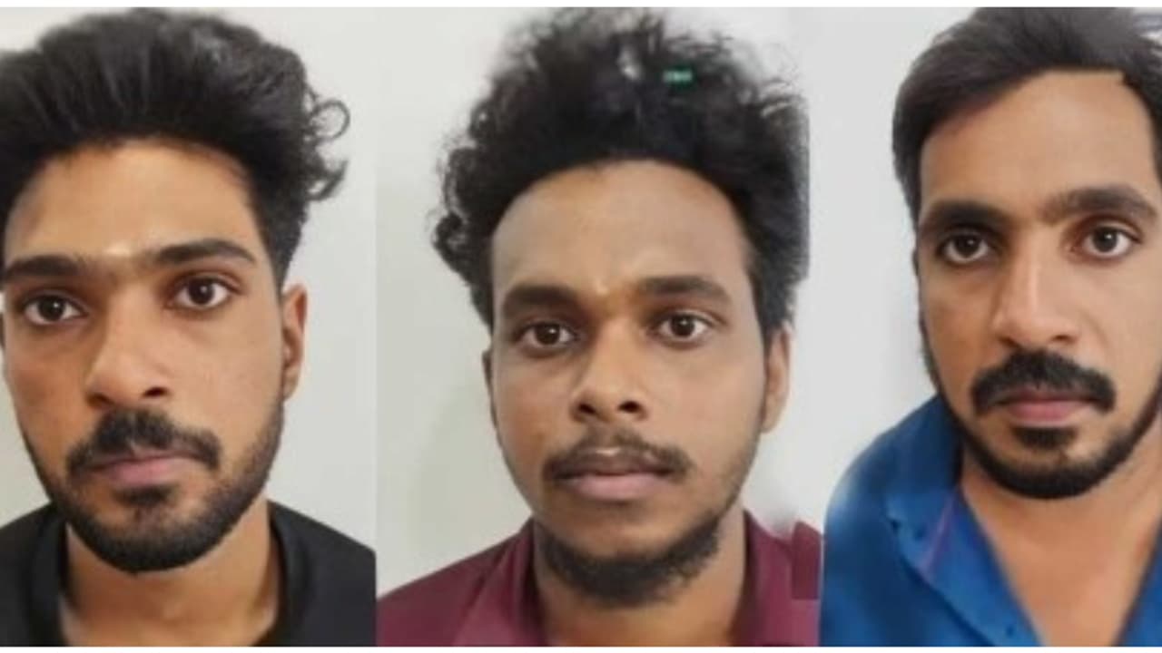 കൊടുങ്ങല്ലൂരിൽ സഹോദരങ്ങളെ ആക്രമിച്ച കേസ്; മൂന്ന് യുവാക്കൾ അറസ്റ്റിൽ കൊടുങ്ങല്ലൂരിൽ സഹോദരങ്ങളെ ആക്രമിച്ച കേസ്; മൂന്ന് യുവാക്കൾ അറസ്റ്റിൽ