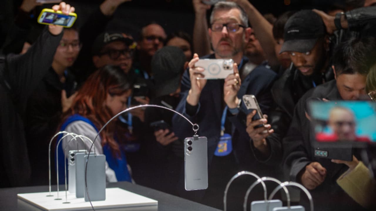 കാത്തിരിപ്പിന് വിരാമം; സാംസങ് ഗ്യാലക്സി എസ്25 സിരീസ് എത്തി! ഫീച്ചറുകളും ഇന്ത്യയിലെ വിലകളും വിശദമായി 