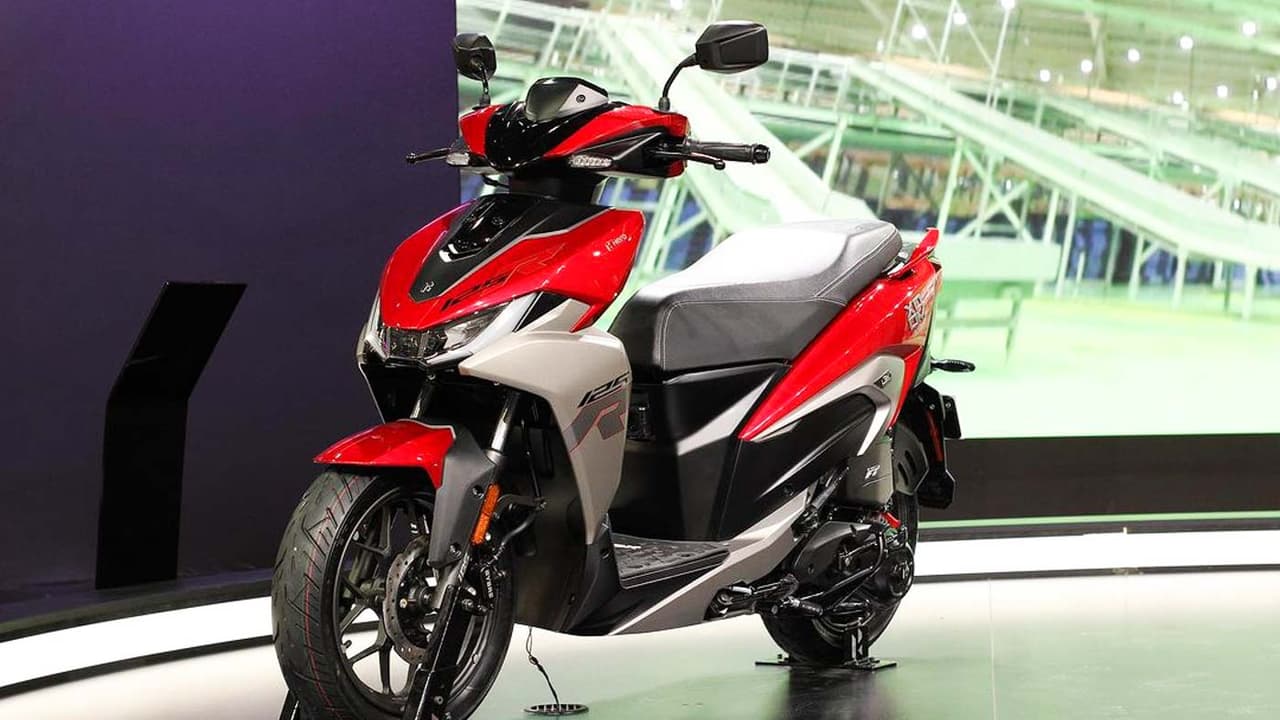 ആക്ടിവയോട് മത്സരിക്കാൻ ഹീറോയുടെ പുതിയ സ്കൂട്ടർ, വില ഇത്രമാത്രം ആക്ടിവയോട് മത്സരിക്കാൻ ഹീറോയുടെ പുതിയ സ്കൂട്ടർ, വില ഇത്രമാത്രം