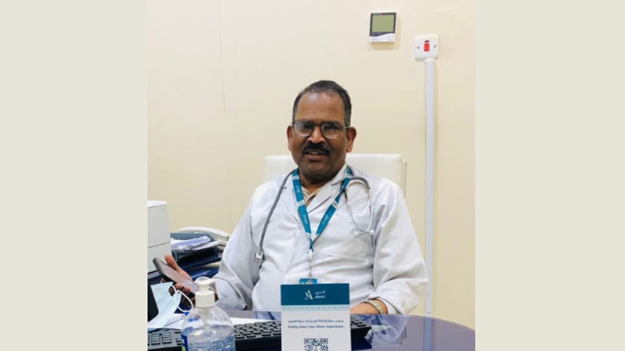 സൗദിയിൽ പ്രവാസിയായിരുന്ന മലയാളി ഡോക്ടർ നിര്യാതനായി സൗദിയിൽ പ്രവാസിയായിരുന്ന മലയാളി ഡോക്ടർ നിര്യാതനായി