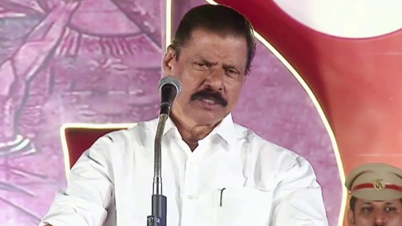 ആശ വർക്കർമാരെ അരാജകത്വ വിഭാഗം ഉപകരണമാക്കുന്നെന്ന് എംവി ഗോവിന്ദൻ; 'സമരം ഒത്തുതീർക്കണം'