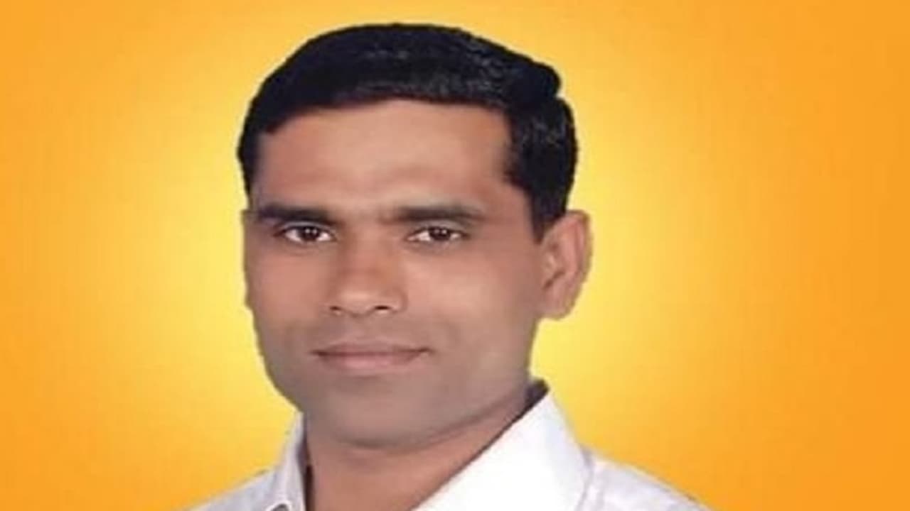 ಕಾಂಗ್ರೆಸ್ ಸರ್ಕಾರ ತಿಗಣೆಯಂತೆ ಜನರ ರಕ್ತ ಹೀರುತ್ತಿದೆ: ರಾಜೀವ ವಾಗ್ದಾಳಿ ಕಾಂಗ್ರೆಸ್ ಸರ್ಕಾರ ತಿಗಣೆಯಂತೆ ಜನರ ರಕ್ತ ಹೀರುತ್ತಿದೆ: ರಾಜೀವ ವಾಗ್ದಾಳಿ