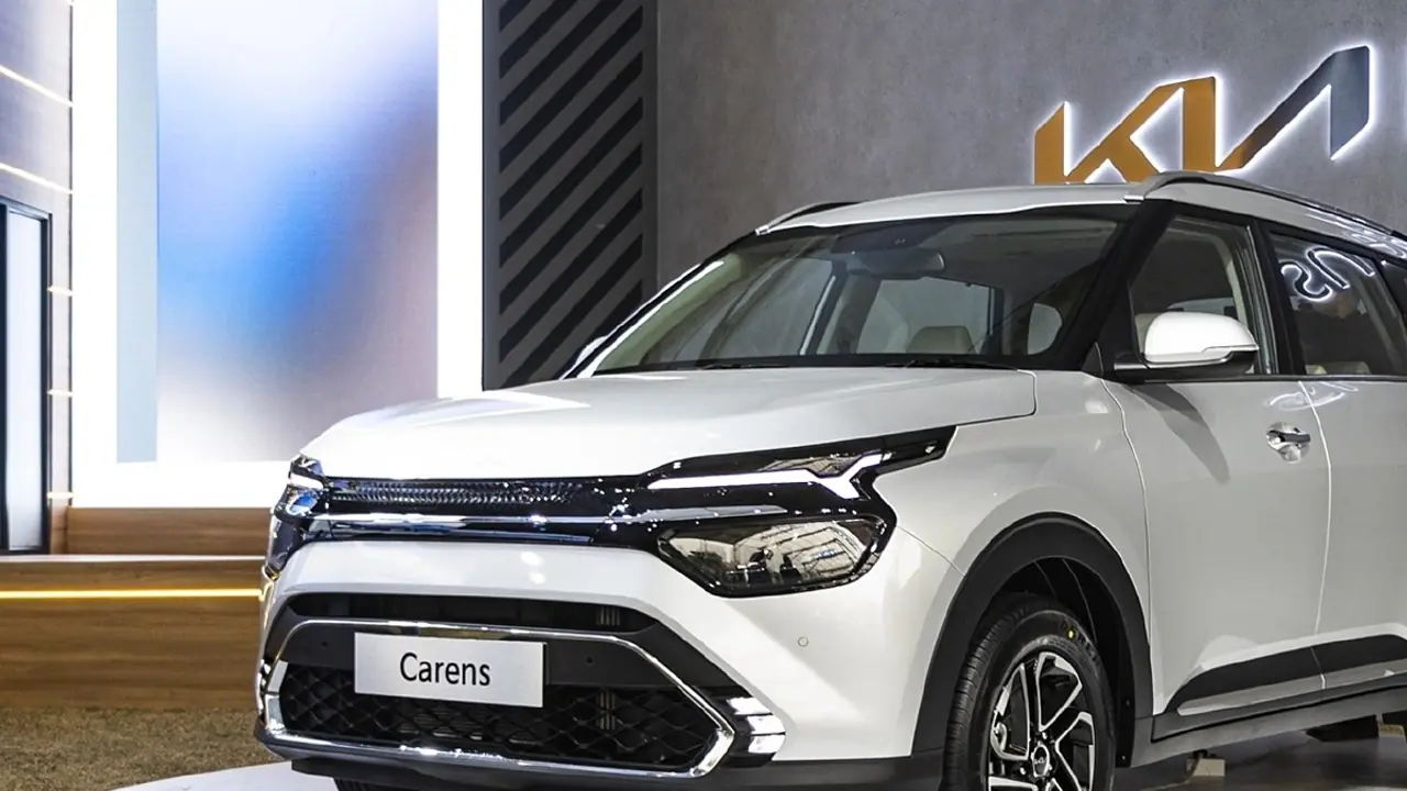 ಕಿಯಾದಿಂದ ಬಿಡುಗಡೆಯಾಗುತ್ತಿದೆ ಹೊಸ ಪ್ರಿಮಿಯಂ MPV ಕಾರು, ಇನ್ನೋವಾ ಕ್ರೈಸ್ಟಾಗಿಂತ ಕಡಿಮೆ ಬೆಲೆ ಕಿಯಾದಿಂದ ಬಿಡುಗಡೆಯಾಗುತ್ತಿದೆ ಹೊಸ ಪ್ರಿಮಿಯಂ MPV ಕಾರು, ಇನ್ನೋವಾ ಕ್ರೈಸ್ಟಾಗಿಂತ ಕಡಿಮೆ ಬೆಲೆ